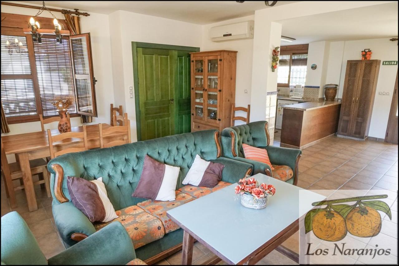 Hostal Y Apartamento Rural Los Naranjos Melegis ภายนอก รูปภาพ