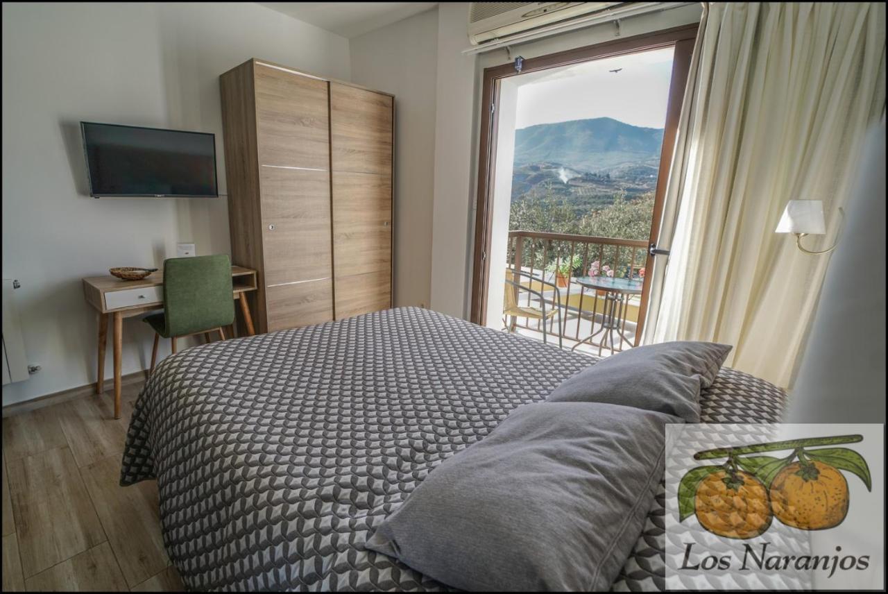 Hostal Y Apartamento Rural Los Naranjos Melegis ภายนอก รูปภาพ