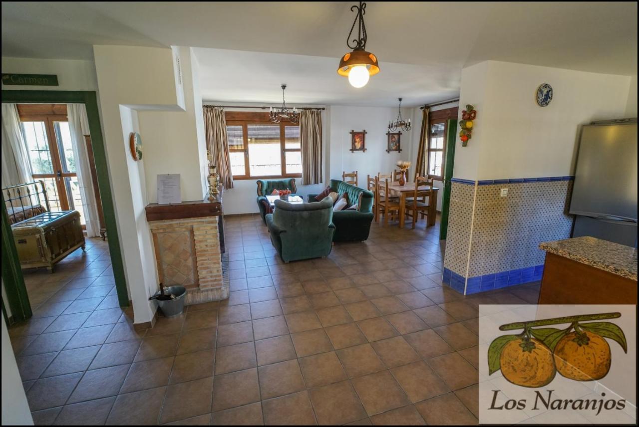 Hostal Y Apartamento Rural Los Naranjos Melegis ภายนอก รูปภาพ